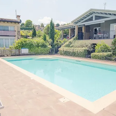 شقة Tra Le Vigne Di Peschiera - Italian Homing بسكييرا ديل غاردا